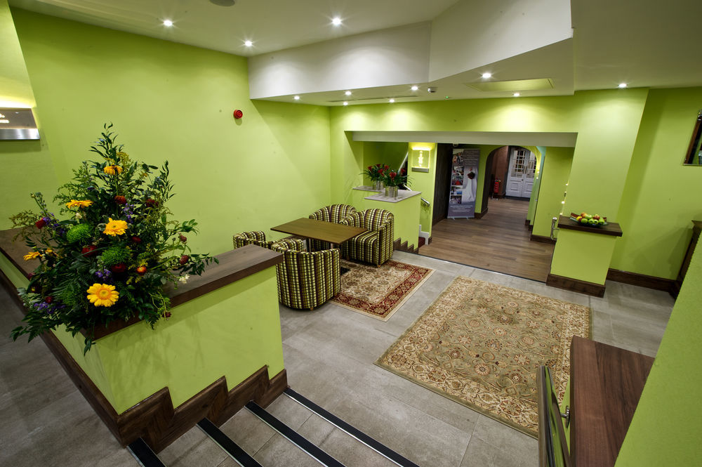 Frensham Pond Country House Hotel & Spa Farnham  Exteriör bild